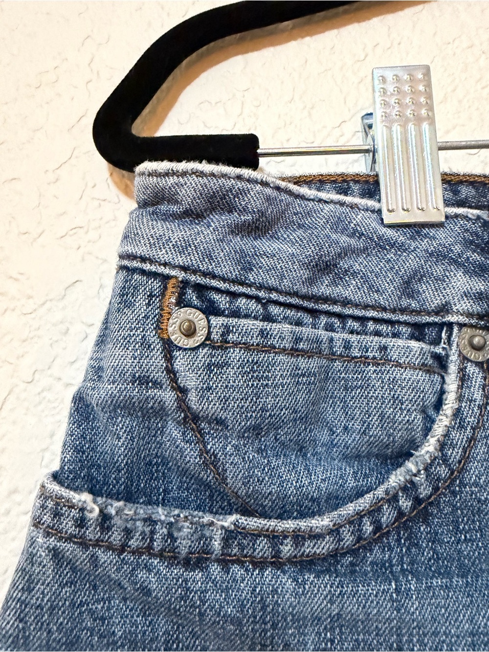 Vintage Guess Classic Blue Denim Mini Skirt - Casual Women's Skirt - Picture 4 of 5